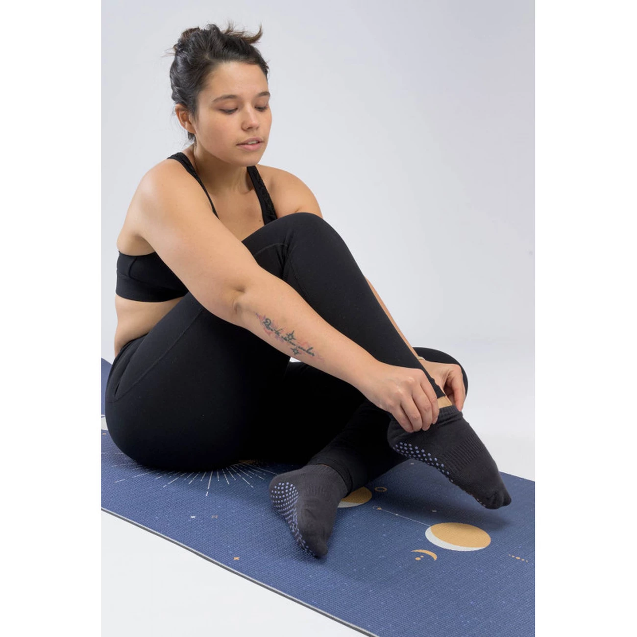 Promo ⌛ Yoga Femme Baya Chaussettes De Yoga Antidérapantes - Gris NOIR 🥰 – Image 5